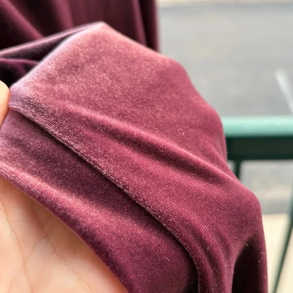 🆕Taylor Petite Velvet Midi Dress Burgundy Wine Slip Size4P Elegant Evening Party - Picture 13 of 17